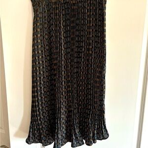 Banana Republic Pleated Print Skirt - size 6